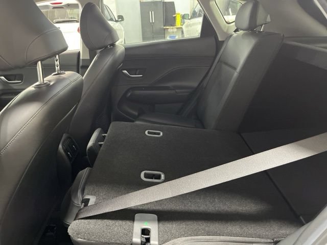 Used 2024 Hyundai Kona Limited AWD/4WD image 45