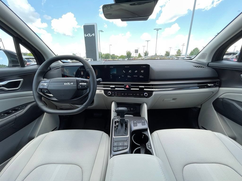 New 2026 Kia Sportage EX w/ EX Panorama Roof Package FWD image 29