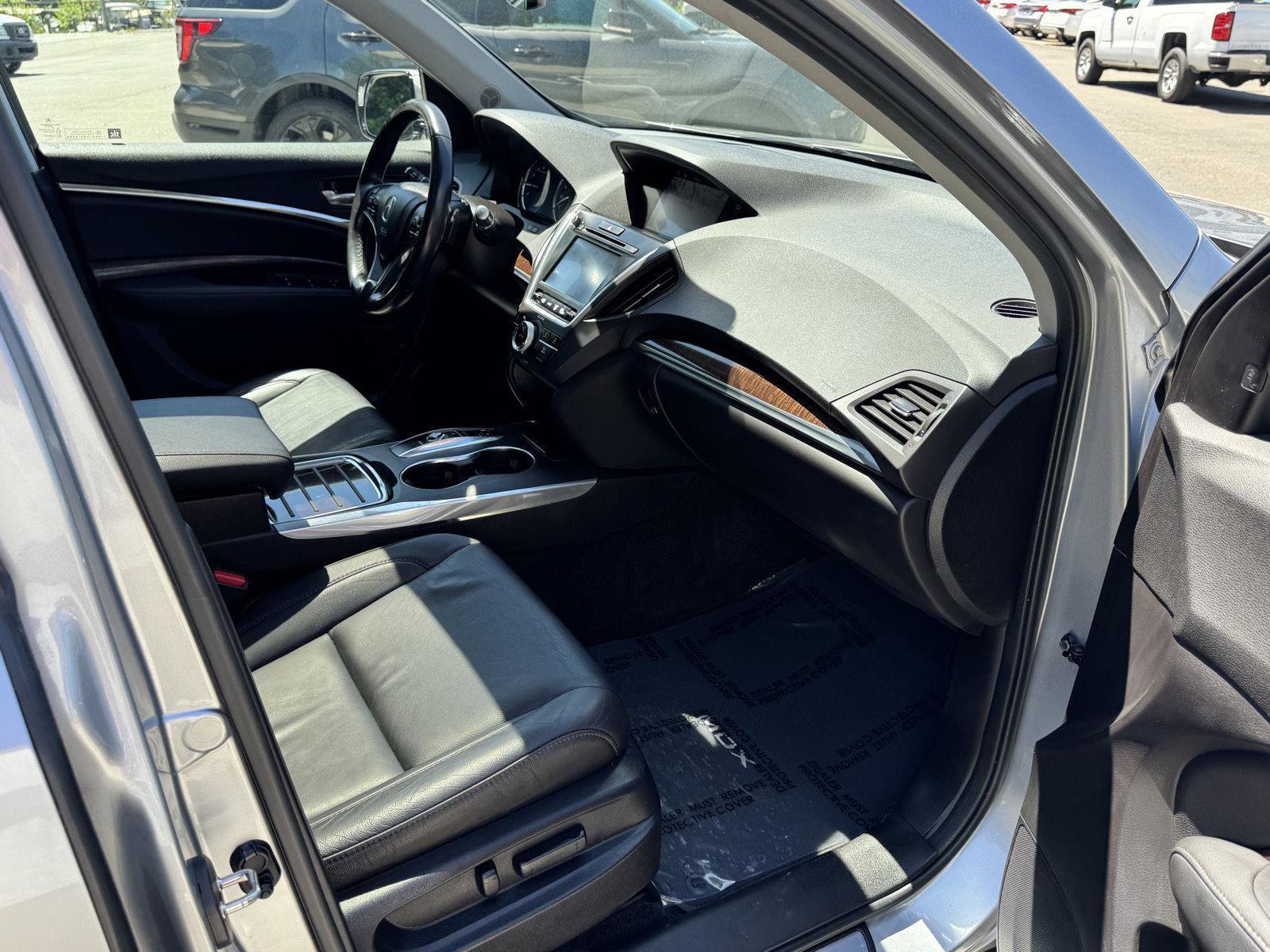 Used 2017 Acura MDX SH-AWD w/ Technology Package image 18