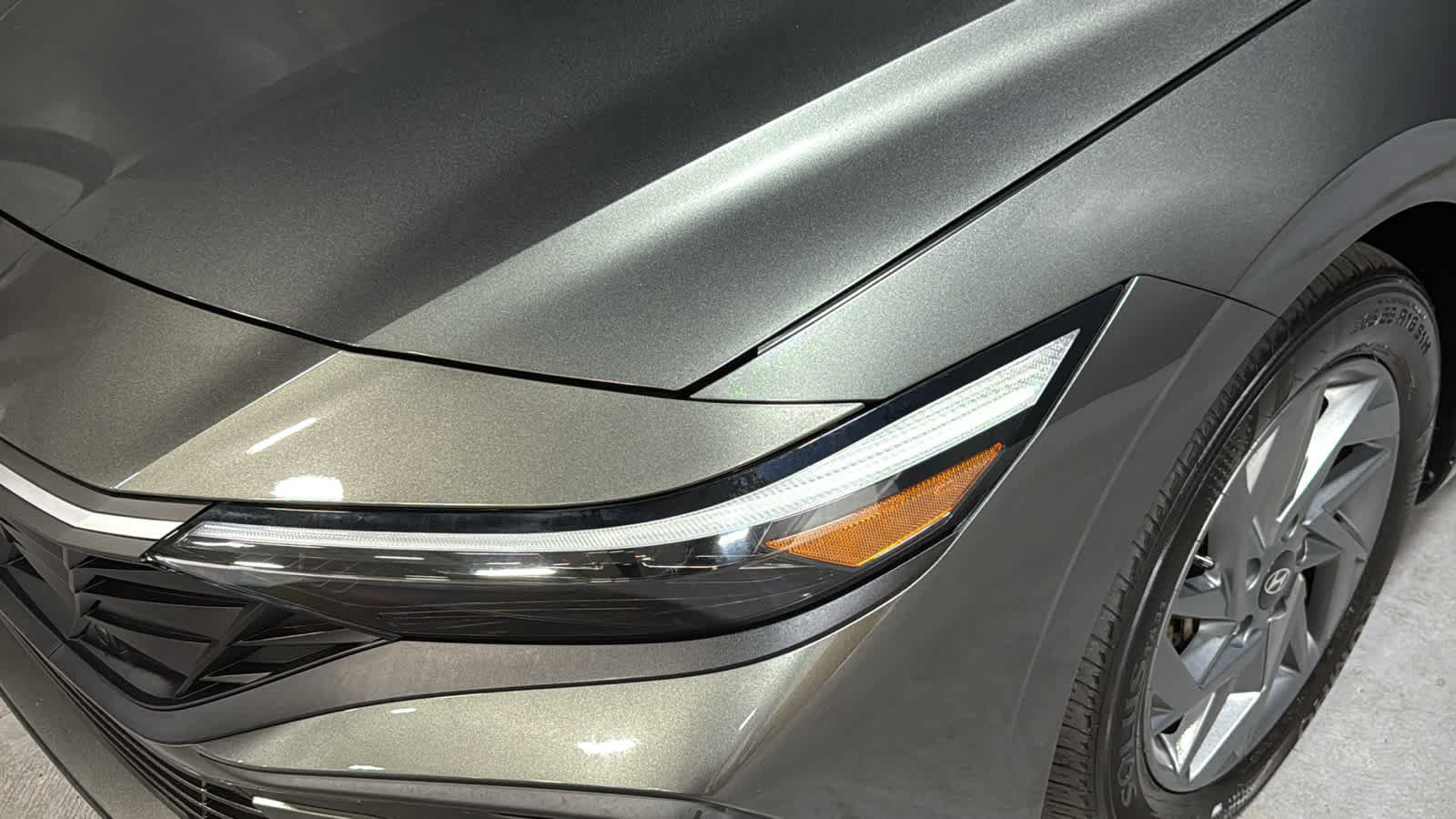 Used 2024 Hyundai Elantra SEL FWD image 7