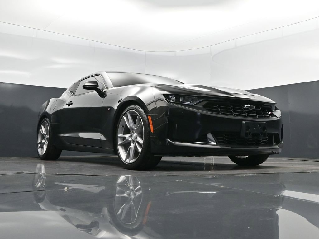 Used 2021 Chevrolet Camaro LT w/ RS Package image 42