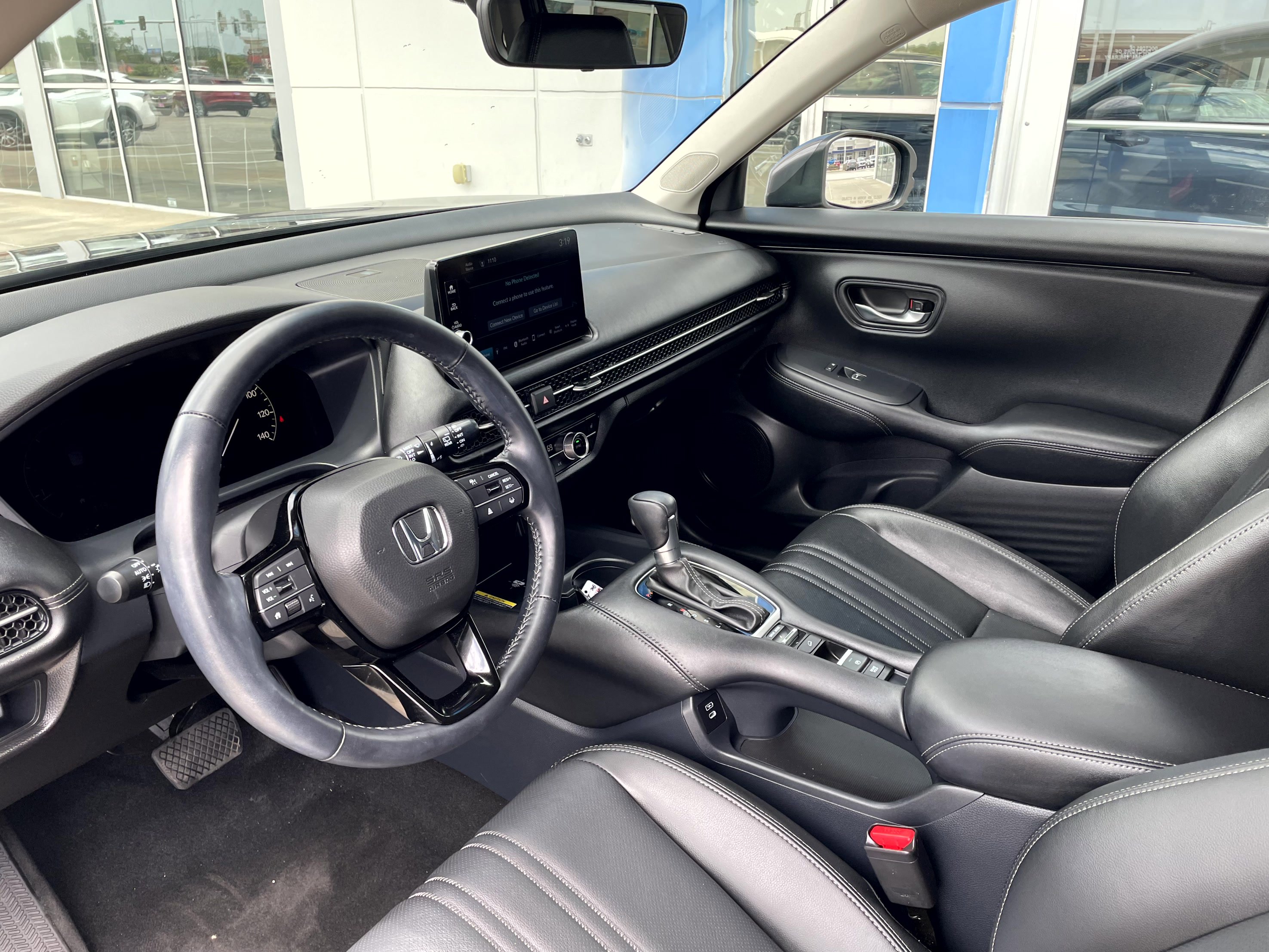 Certified 2025 Honda HR-V EX-L image 11