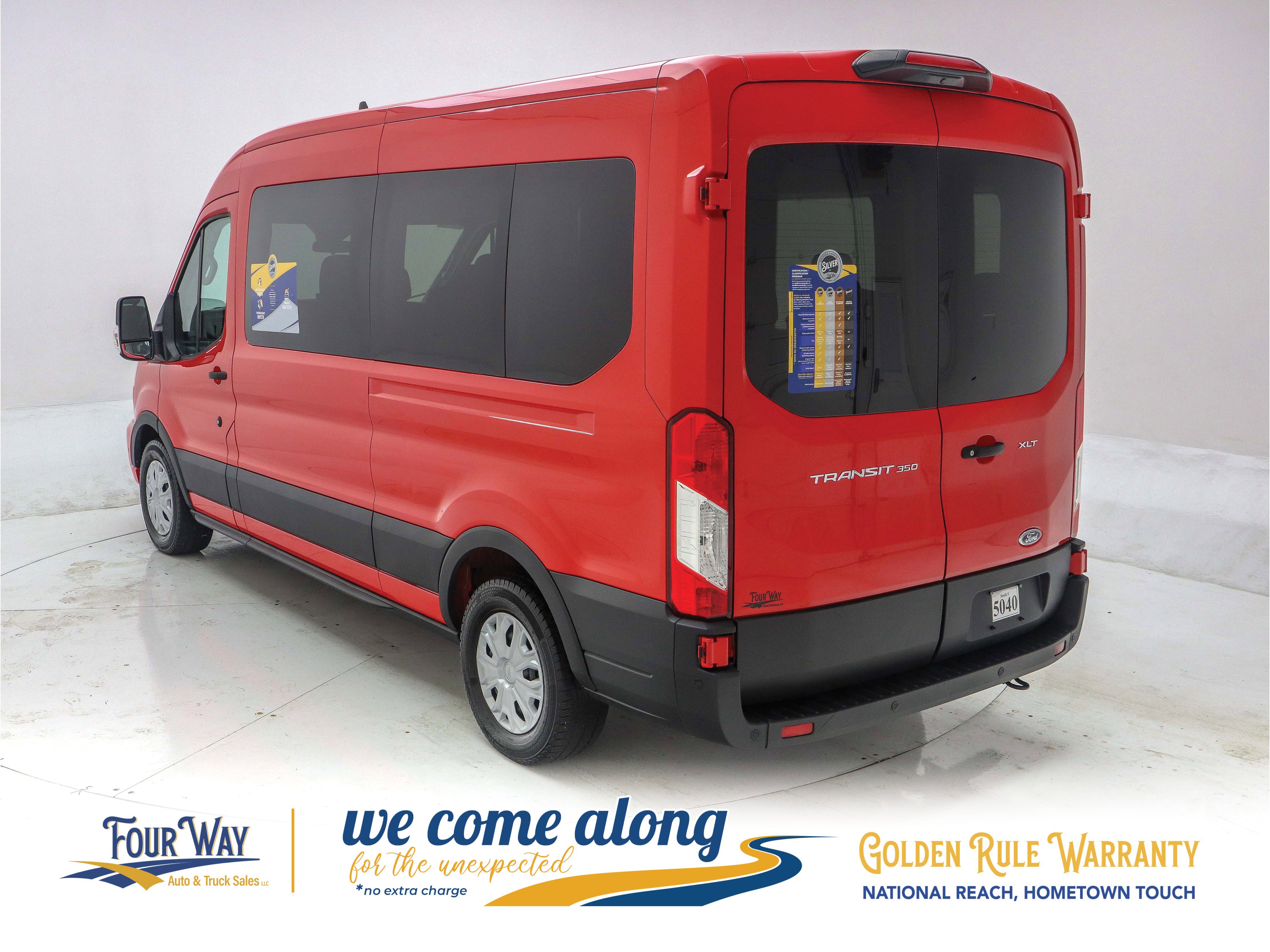 Used 2023 Ford Transit 350 XLT image 6