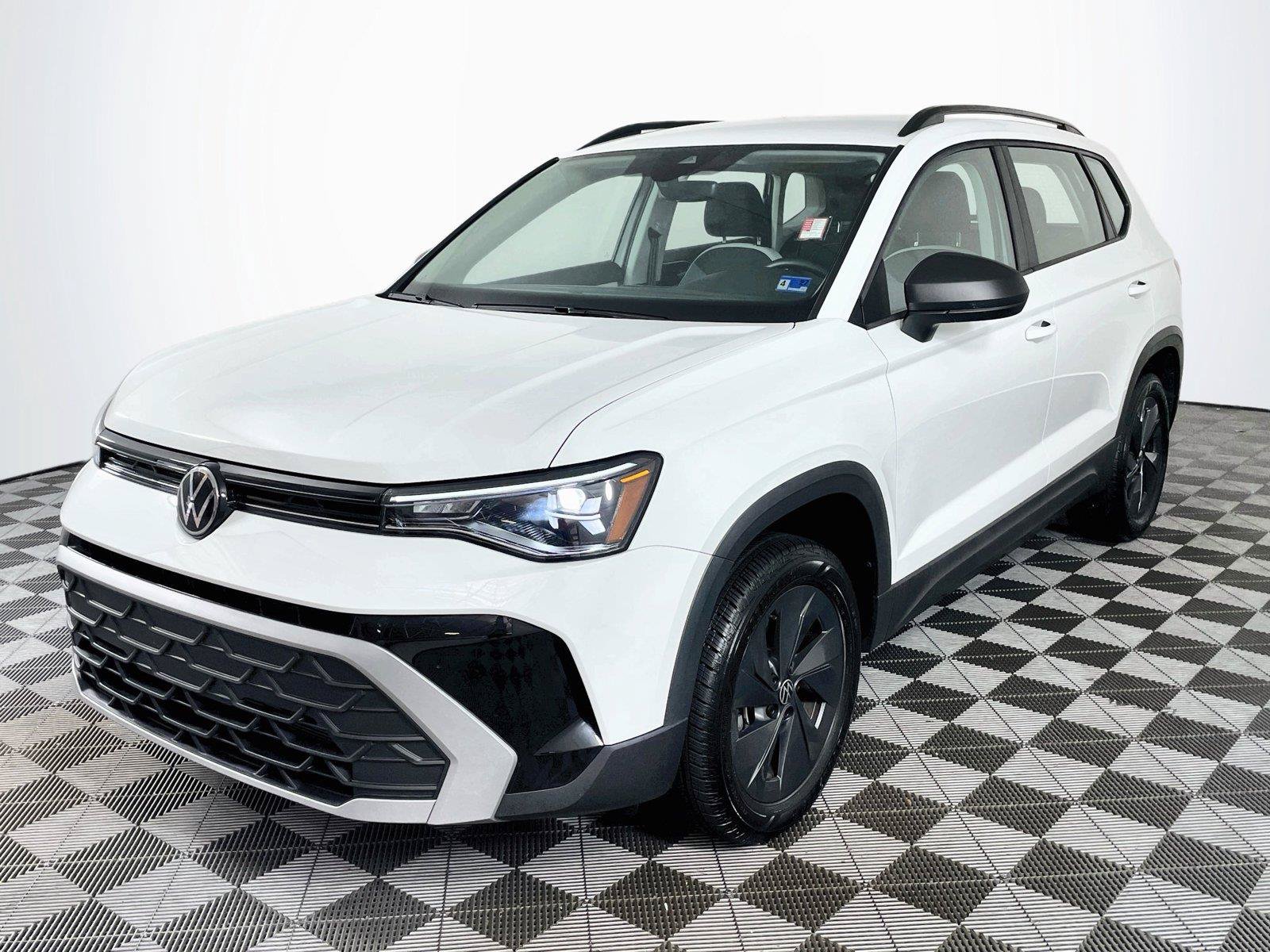 Used 2026 Volkswagen Taos S FWD image 3