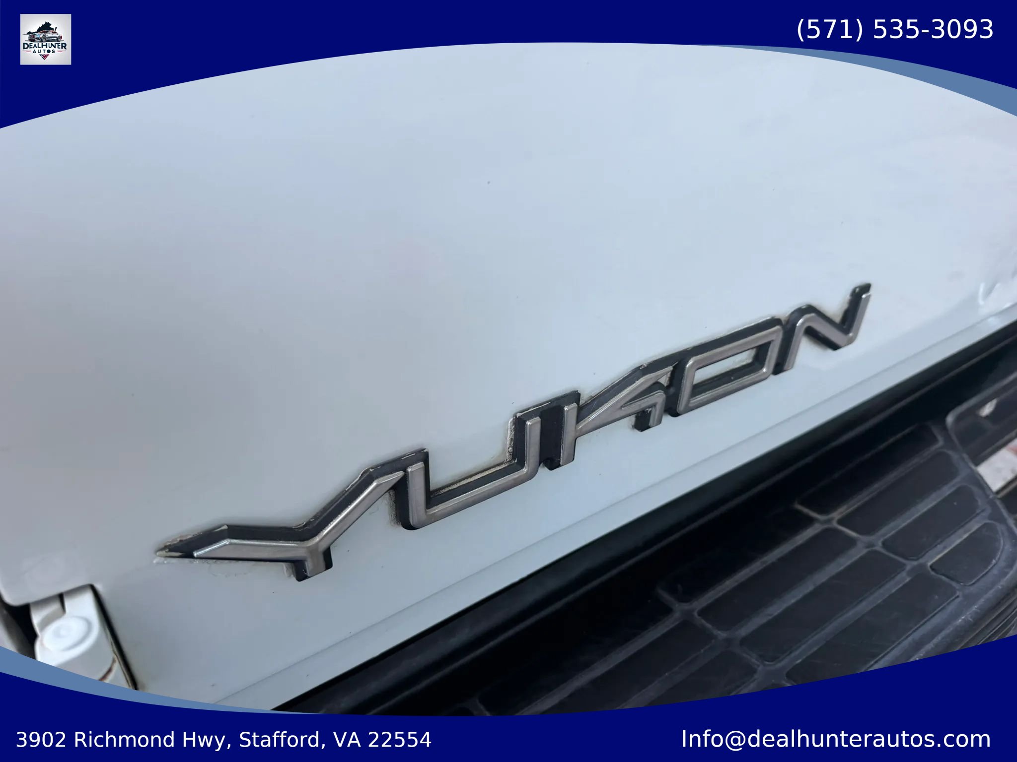 Used 1998 GMC Yukon 4WD 4-Door w/ Marketing Opt Pkg 5 image 13