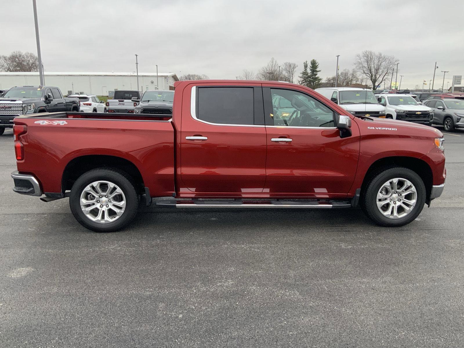 Used 2023 Chevrolet Silverado 1500 LTZ image 11