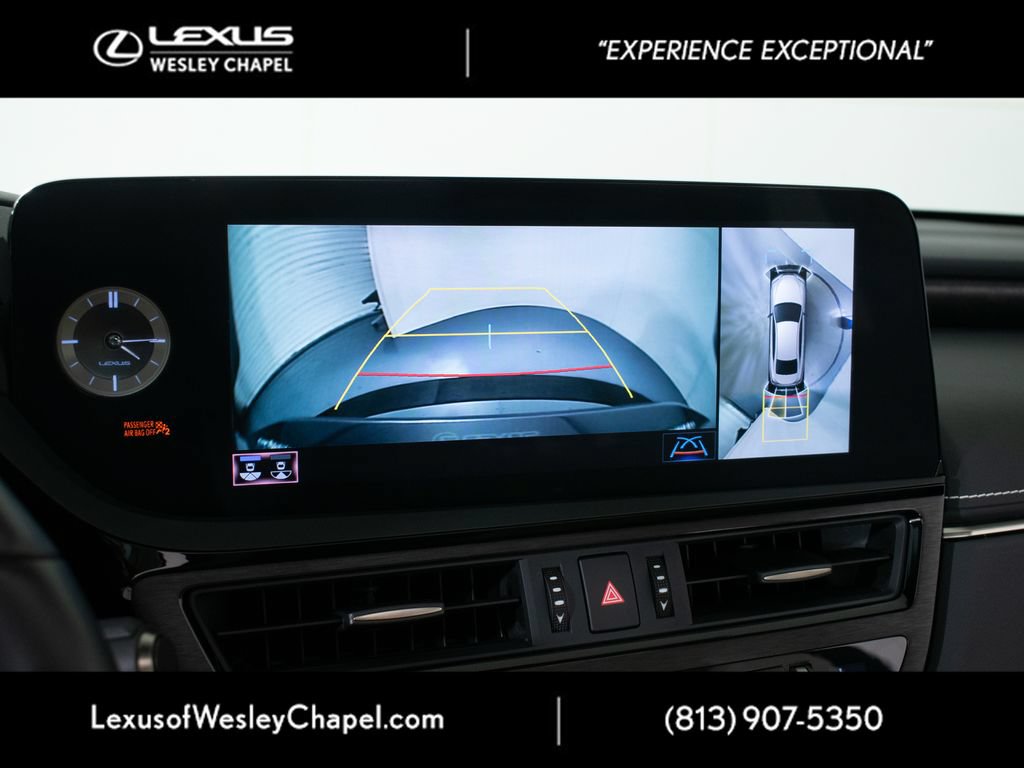 Certified 2022 Lexus ES 300h Ultra Luxury w/ Accessory Package 2 FWD image 24