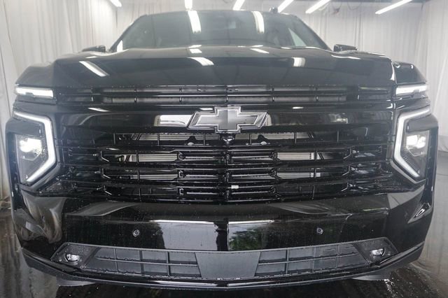 New 2026 Chevrolet Suburban RST w/ Comfort Package RWD image 3