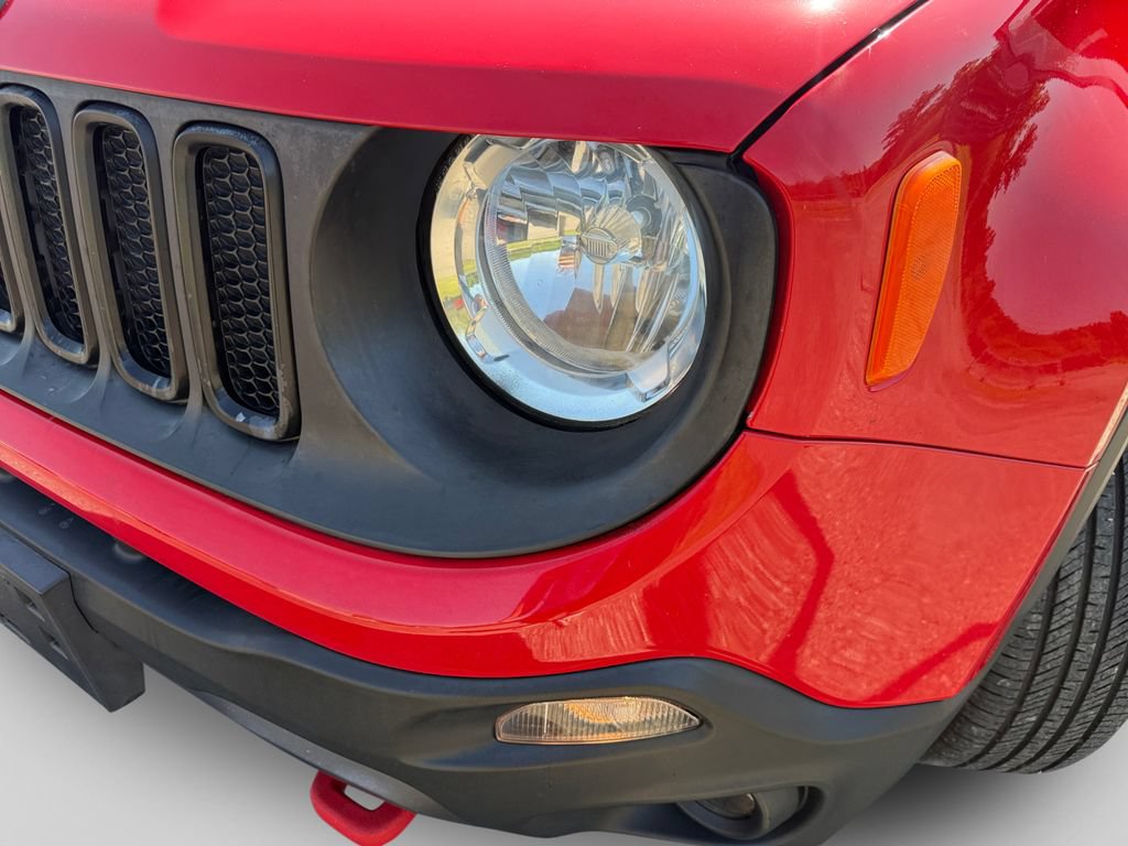 Used 2016 Jeep Renegade Trailhawk AWD/4WD image 23