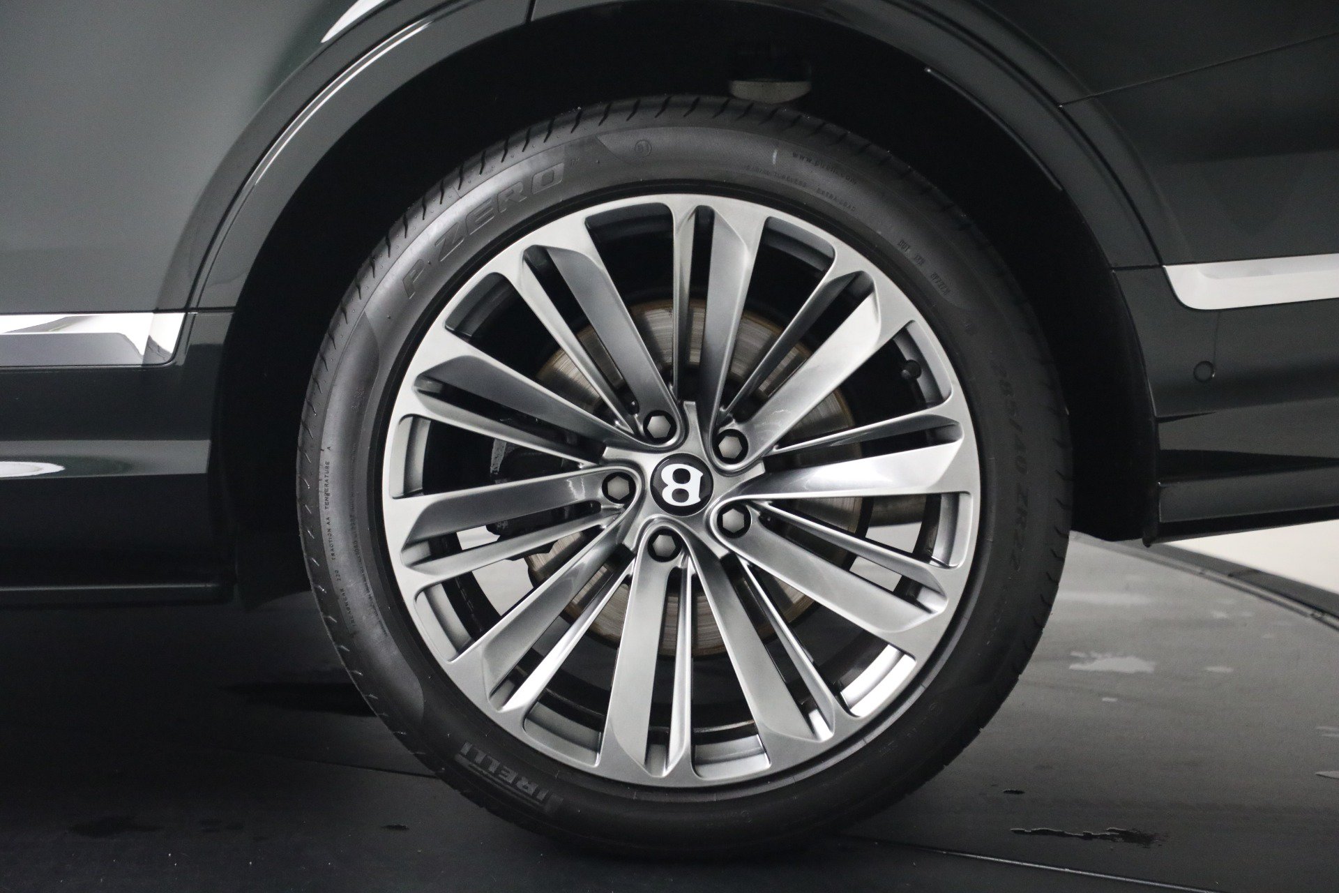 Certified 2021 Bentley Bentayga Speed AWD/4WD image 15