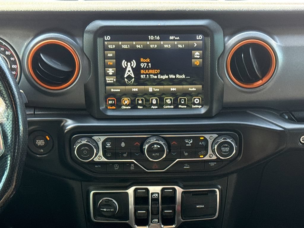 Used 2022 Jeep Gladiator Mojave w/ LED Lighting Group AWD/4WD image 13