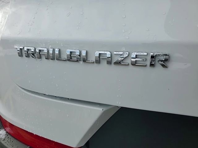 Used 2025 Chevrolet TrailBlazer LT image 7
