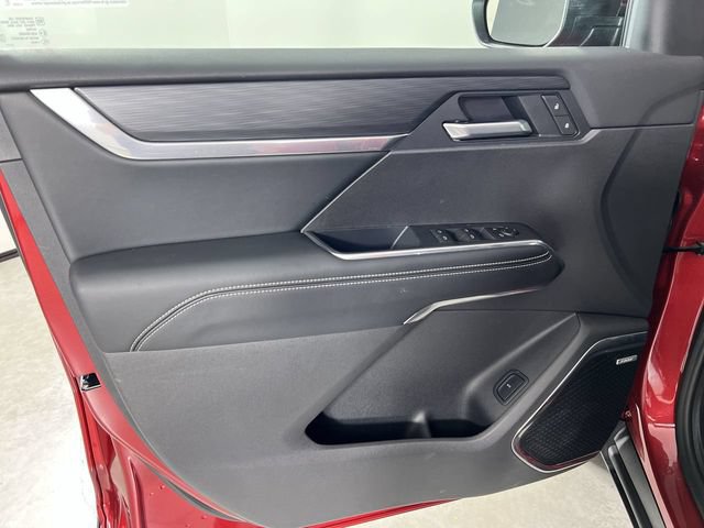 Used 2026 GMC Acadia Elevation w/ Black Edition FWD image 22