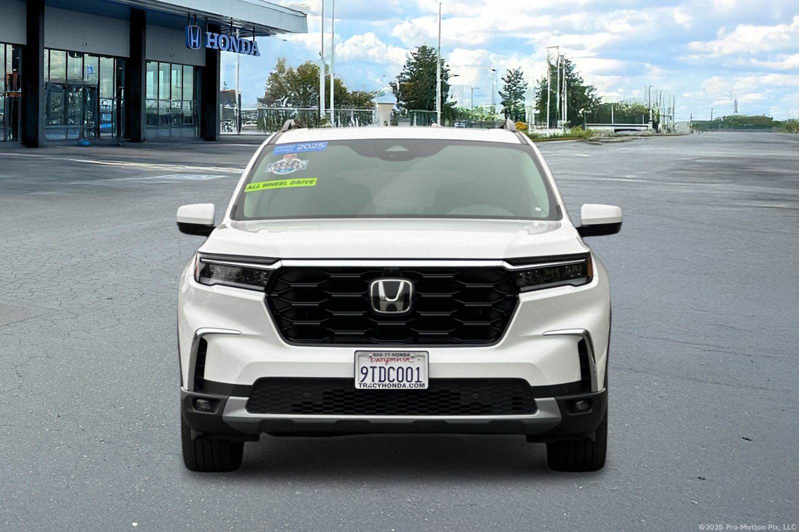 Certified 2025 Honda Pilot Elite image 14