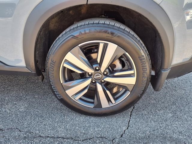 Used 2023 Nissan Rogue SL image 11