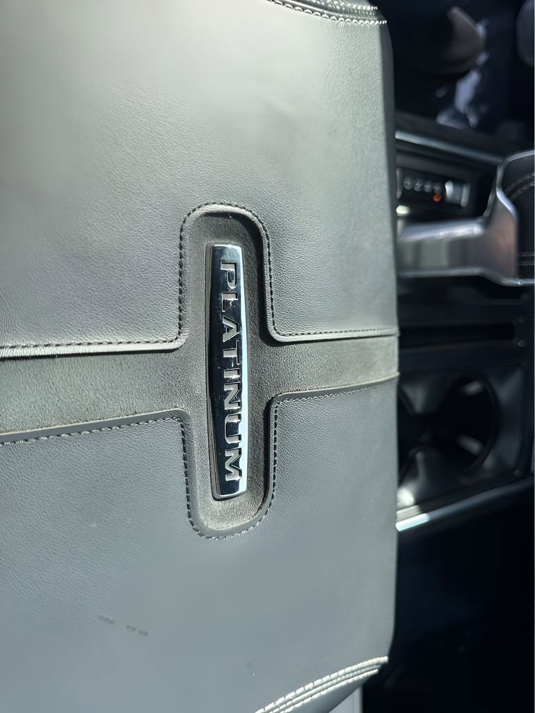 Used 2025 Ford F150 Lightning Platinum image 27