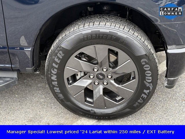 Used 2024 Ford F150 Lightning Lariat image 11