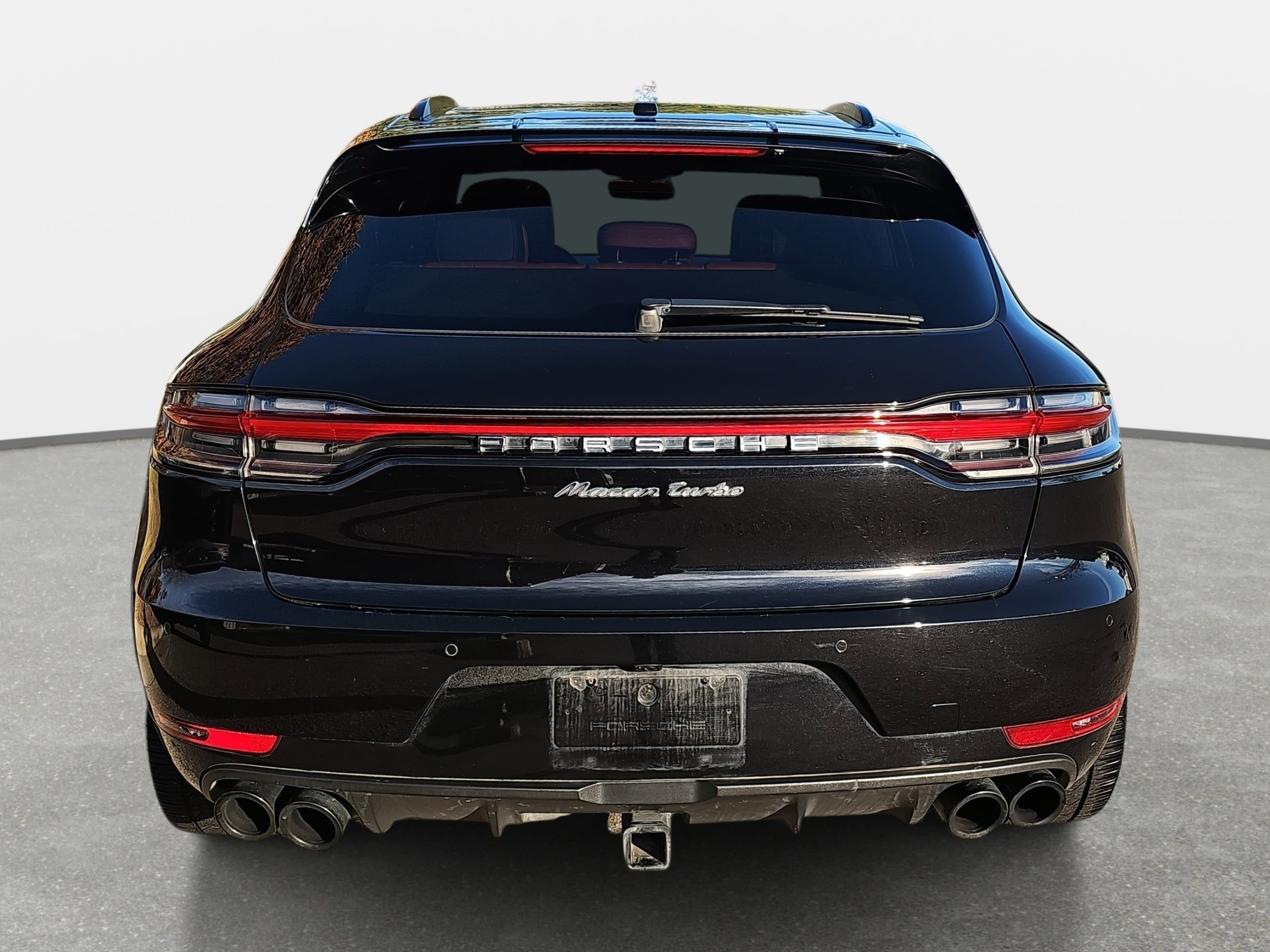 Used 2021 Porsche Macan Turbo image 6
