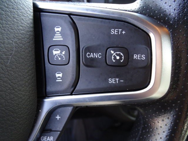 Used 2025 RAM 1500 Warlock AWD/4WD image 7
