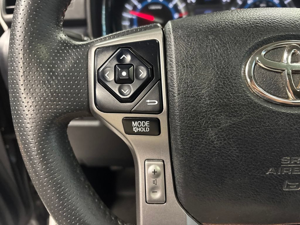 Used 2018 Toyota 4Runner SR5 Premium RWD image 18