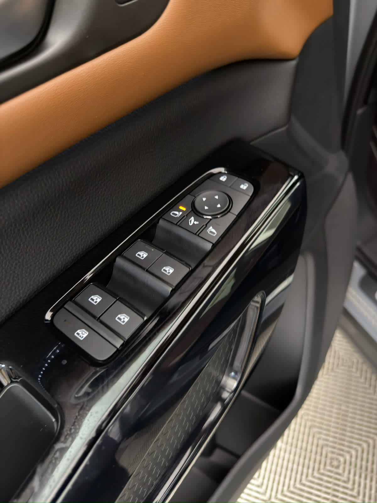 New 2026 Nissan Pathfinder Platinum AWD/4WD image 24