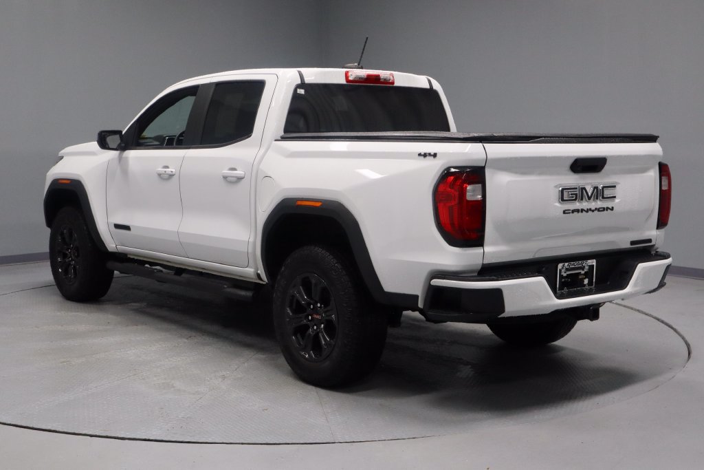Used 2024 GMC Canyon Elevation w/ Trailering Package AWD/4WD image 8