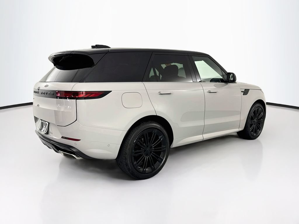 New 2027 Land Rover Range Rover Sport Dynamic SE AWD/4WD image 5