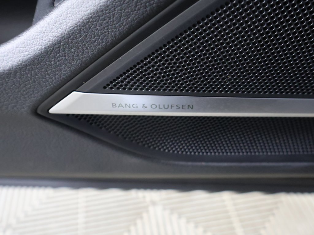 Used 2024 Audi A8 L 3.0T w/ Executive Package image 58