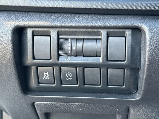 Used 2021 Subaru Crosstrek 2.0i Premium image 23