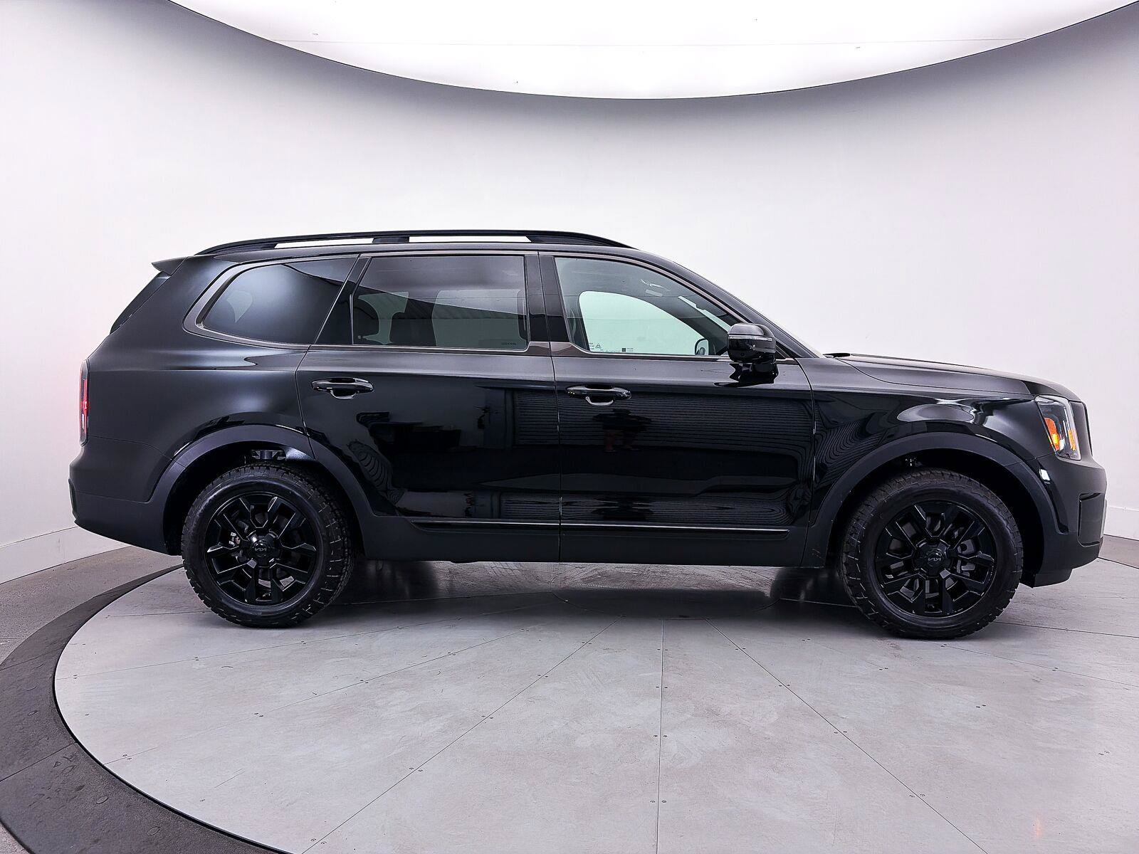 Certified 2025 Kia Telluride SX Prestige X-Line AWD/4WD image 46
