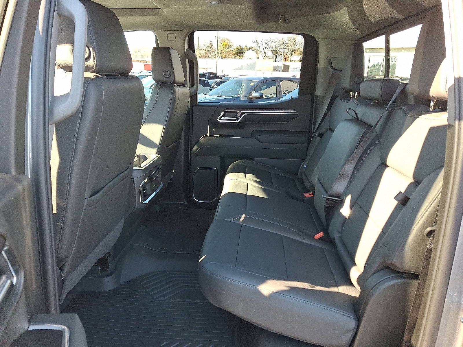 New 2026 Chevrolet Silverado 1500 LTZ w/ LTZ Premium Package image 5