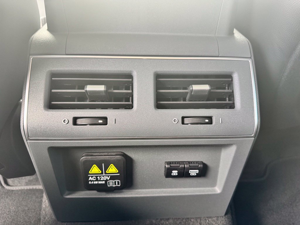 New 2026 INEOS Grenadier Station Wagon AWD/4WD image 18