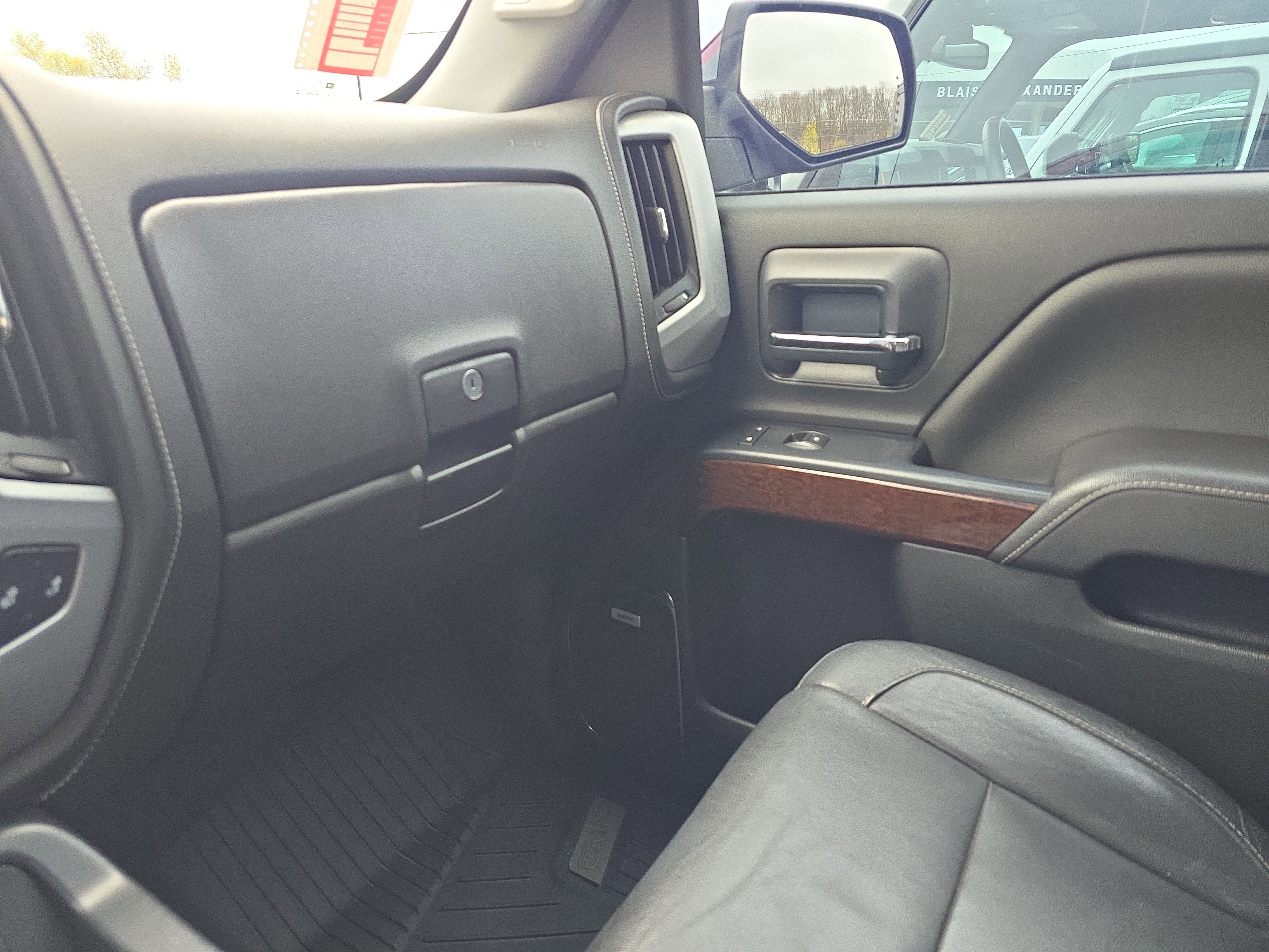Used 2017 GMC Sierra 1500 SLT w/ SLT Premium Package AWD/4WD image 33