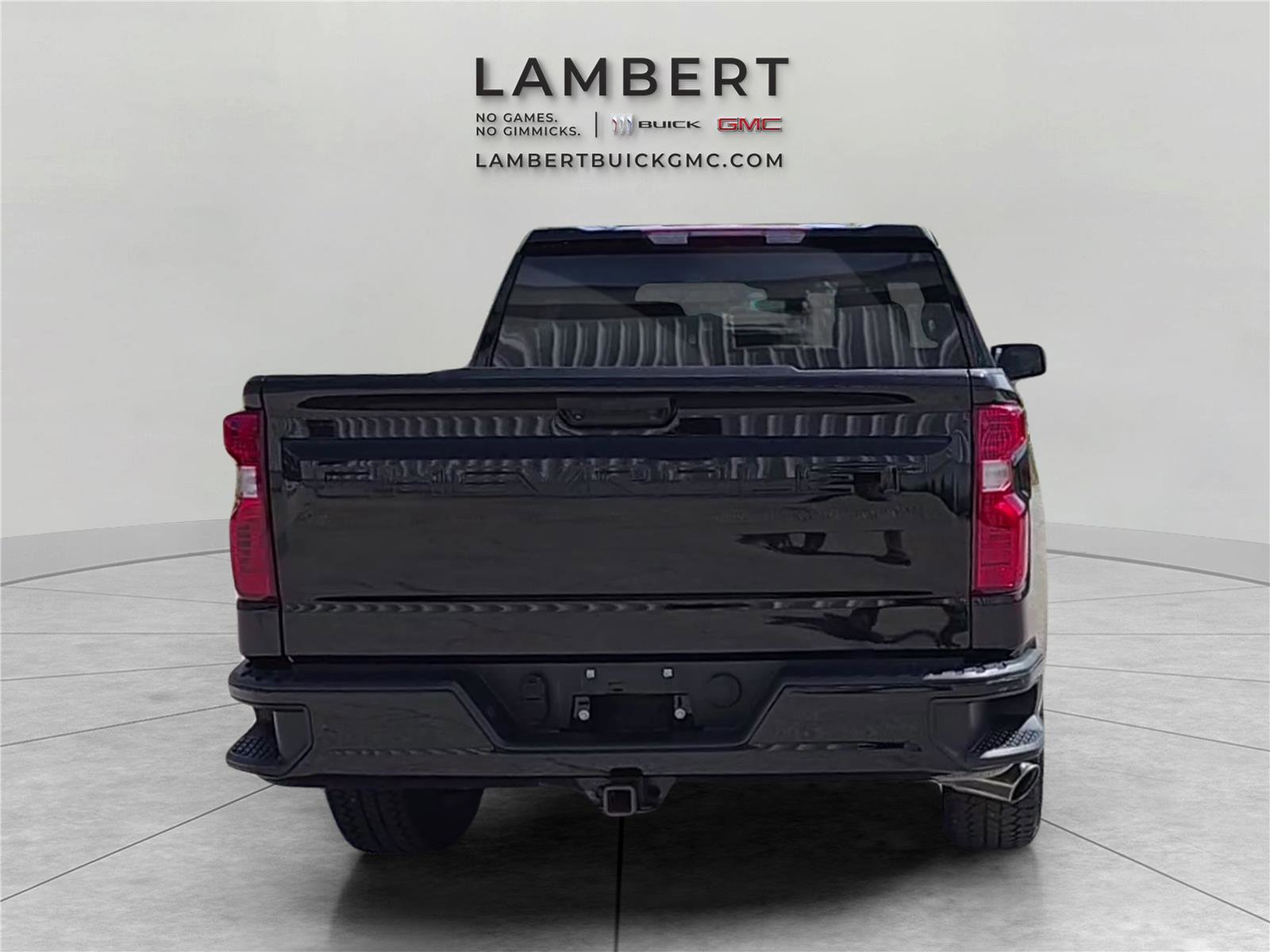 Used 2023 Chevrolet Silverado 1500 Custom AWD/4WD image 4