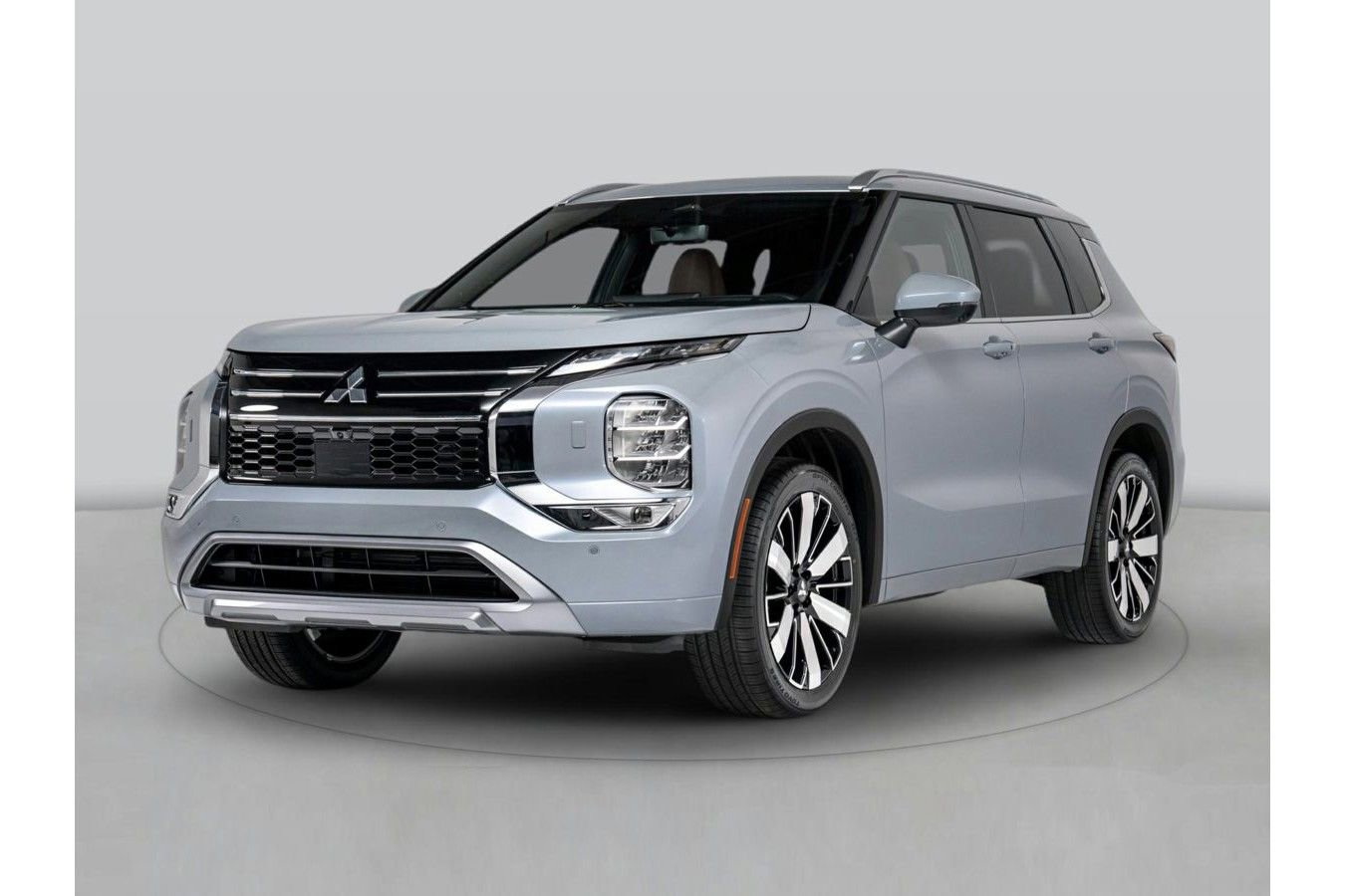 Used 2025 Mitsubishi Outlander SEL image 3