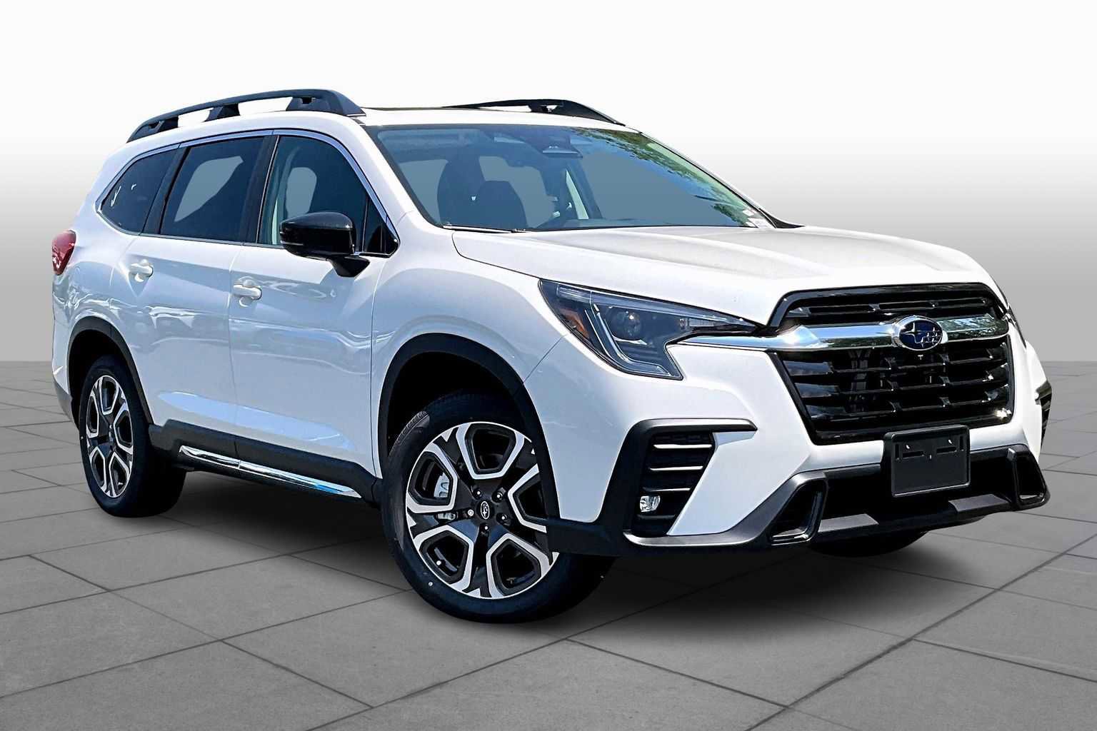 New 2025 Subaru Ascent Limited image 2