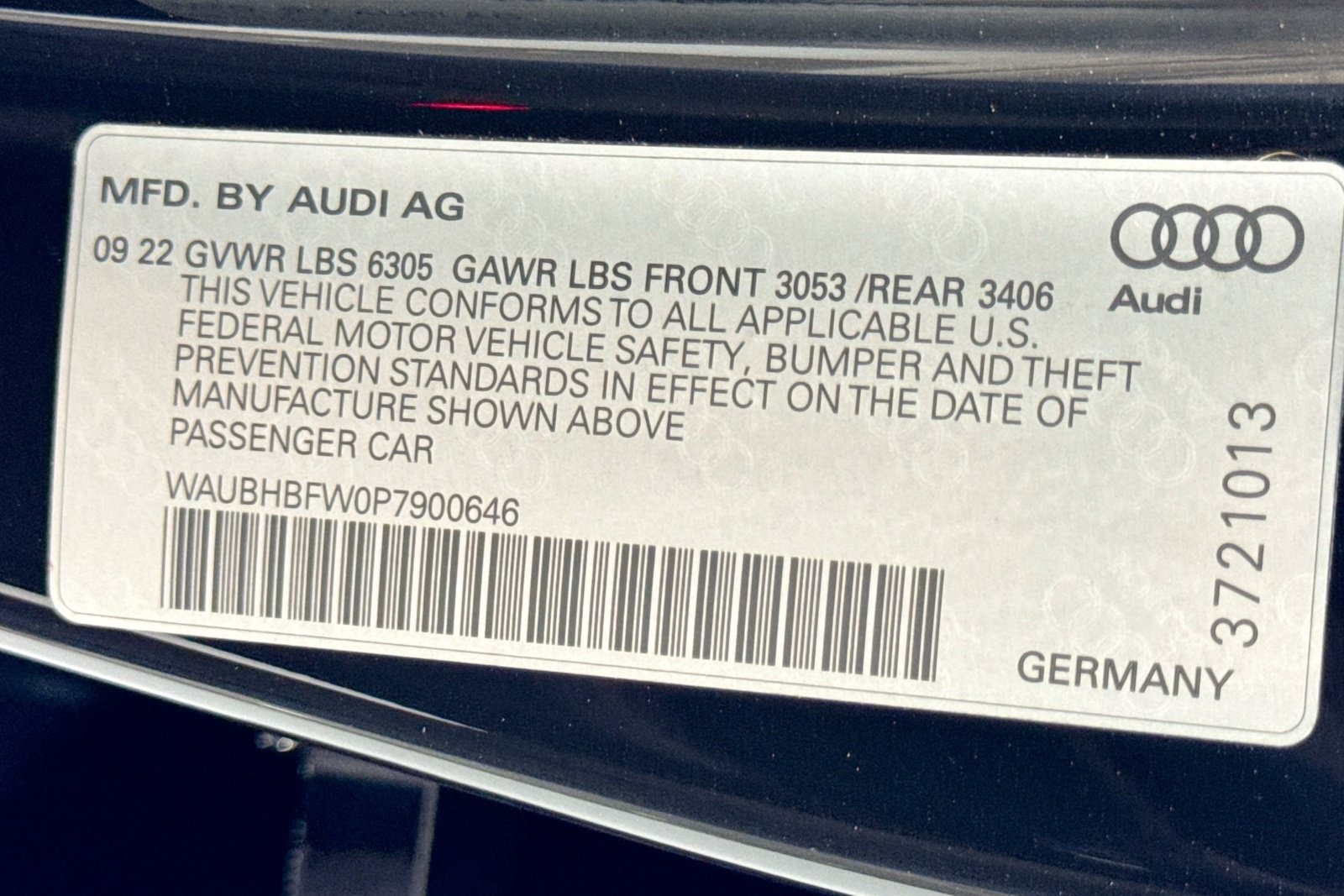Used 2023 Audi RS e-tron GT w/ Carbon Performance Package AWD/4WD image 30