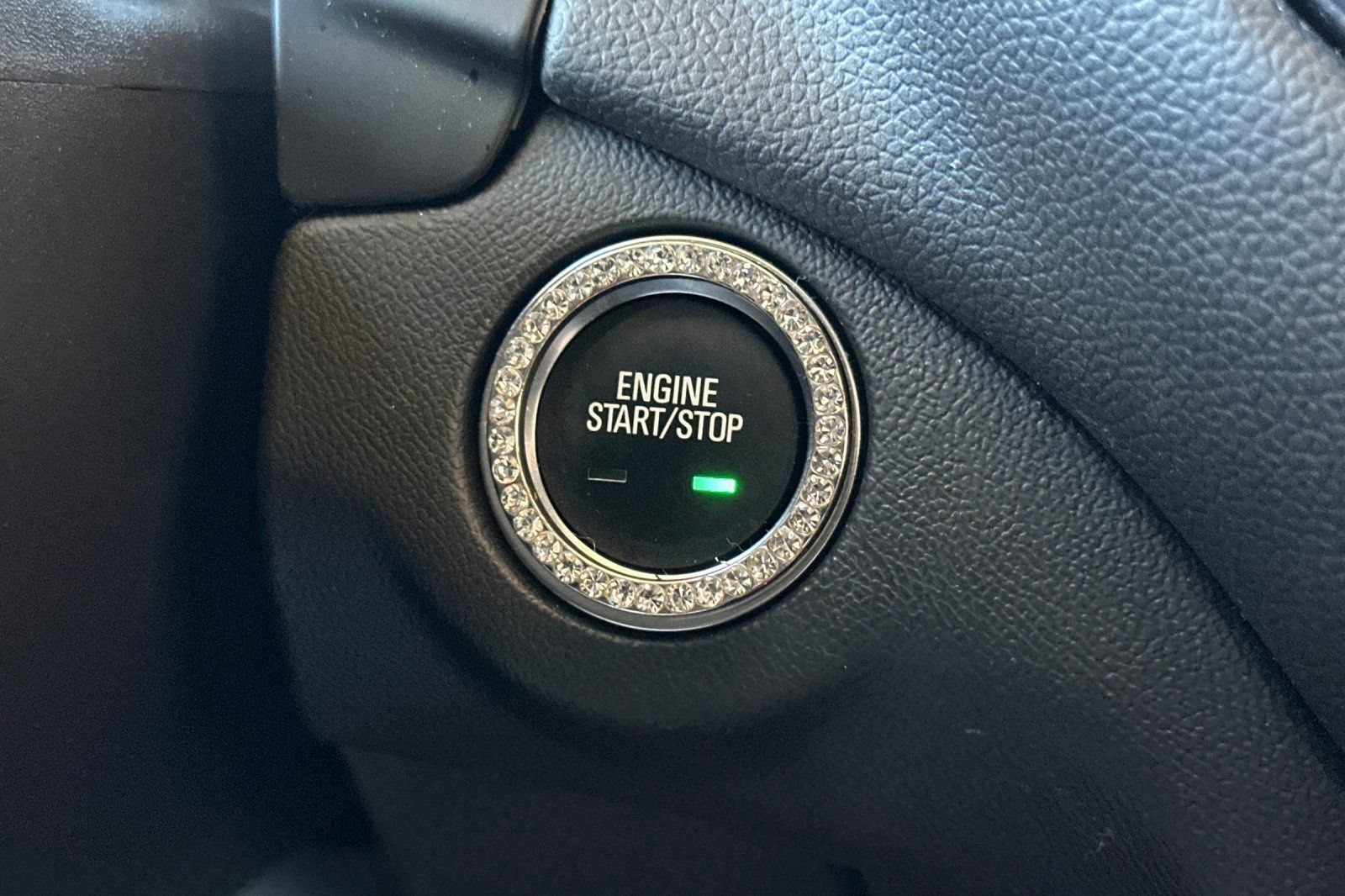 Certified 2024 Chevrolet Equinox LT FWD image 23