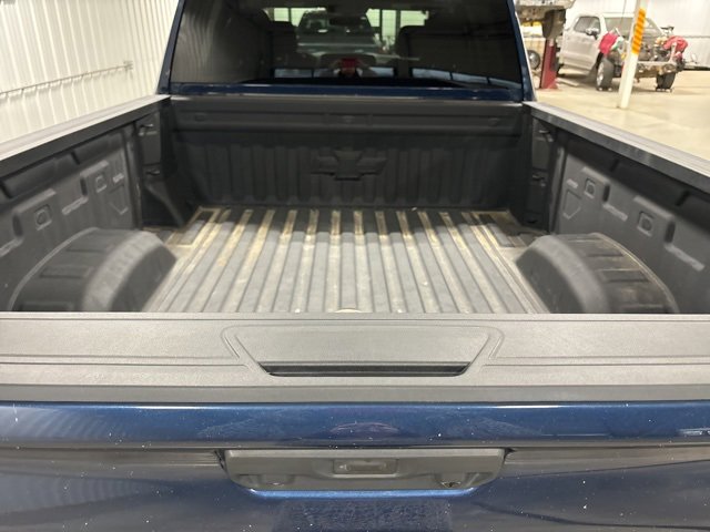 Used 2022 Chevrolet Silverado 3500 LT w/ Convenience Package image 9