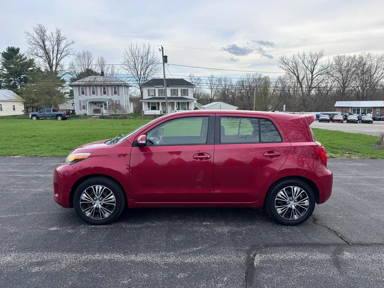 Used 2014 Scion xD image 5