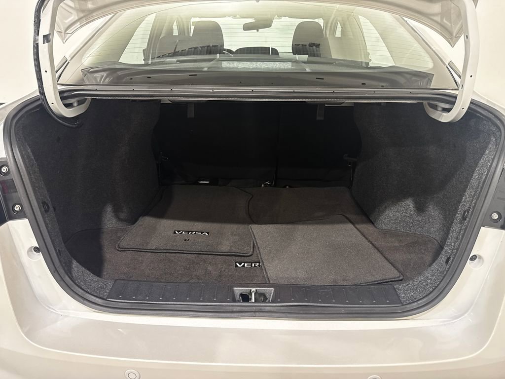 Used 2025 Nissan Versa SV w/ Trunk Package image 26