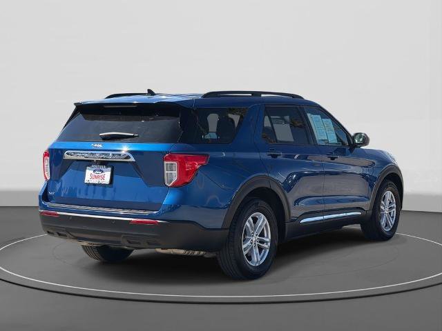 Certified 2022 Ford Explorer XLT image 5