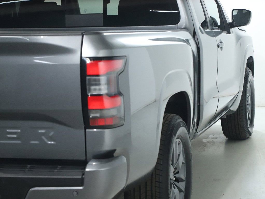 Certified 2025 Nissan Frontier SV image 46