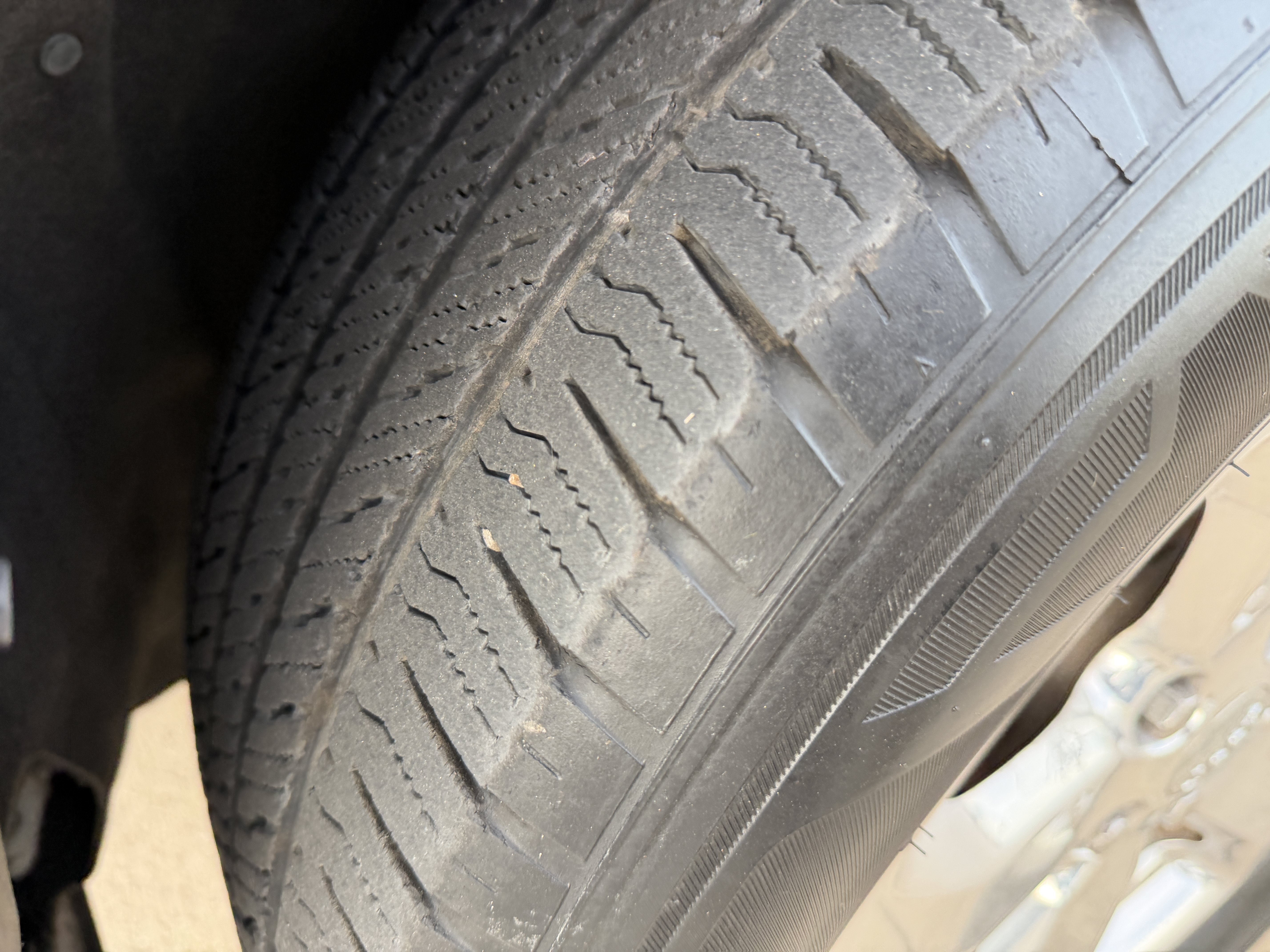 Used 2012 Jeep Grand Cherokee Laredo RWD image 40