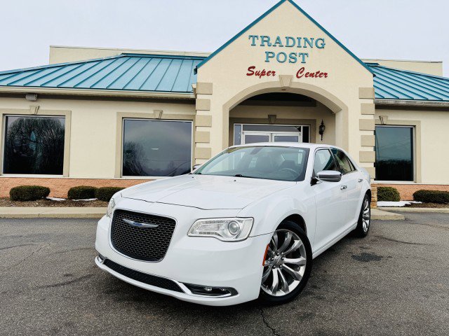 Used 2019 Chrysler 300 Limited image 18