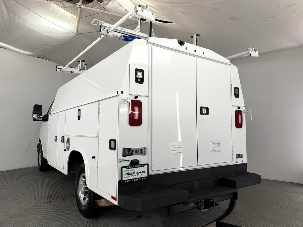 Used 2020 Chevrolet Express 3500 w/ Power Convenience Package RWD image 7