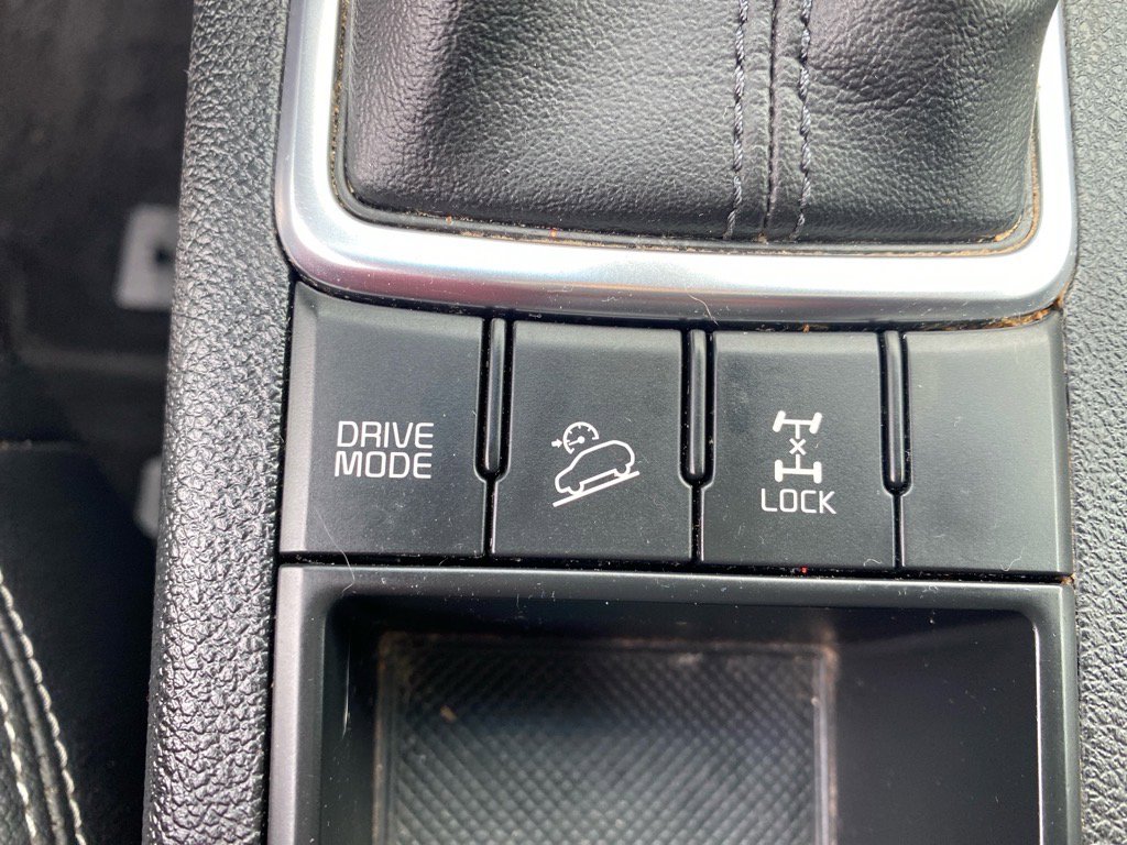 Used 2020 Kia Sportage EX image 13