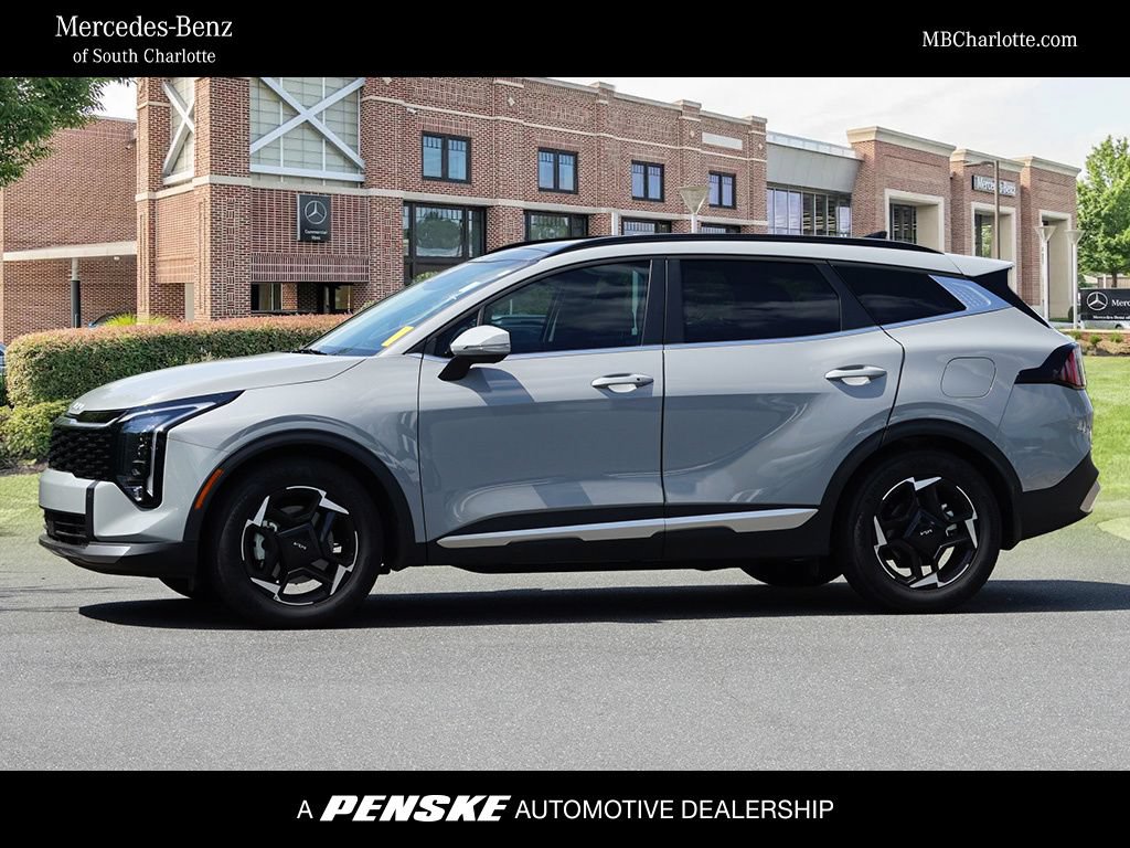 Used 2026 Kia Sportage EX w/ EX Panorama Roof Package