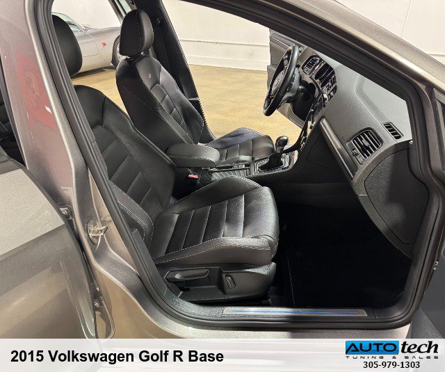 Used 2015 Volkswagen Golf R 4-Door image 28
