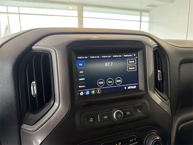 Used 2020 Chevrolet Silverado 1500 Custom w/ Custom Value Package image 21